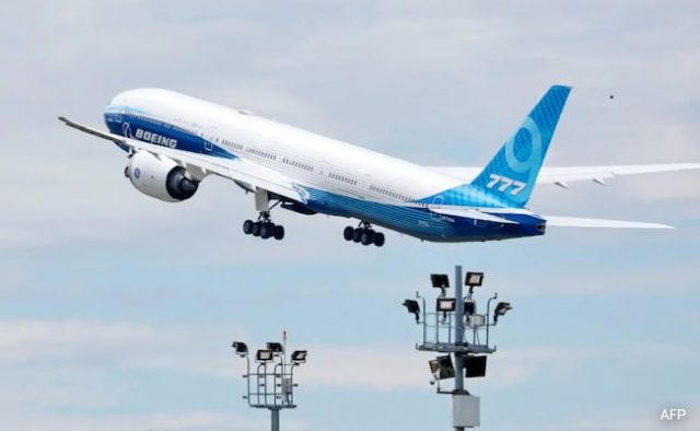 Boeing suspende testes de voo do 777X após falha em peças que conectam o motor ao avião